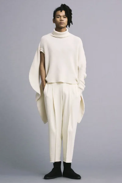 Look 11